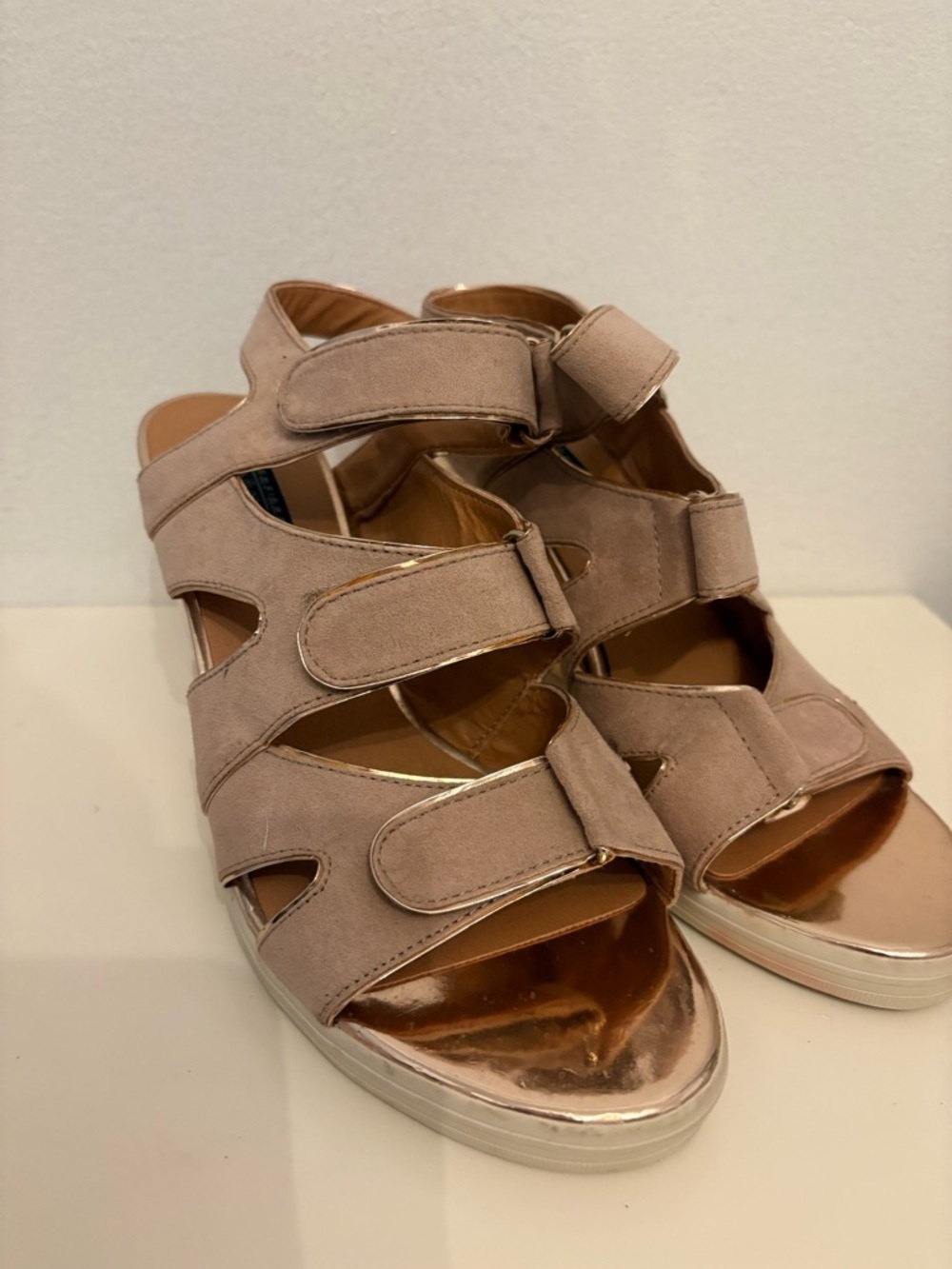 Deena & Ozzy Taupe Sandal with Metallic Rose-Gold Toe